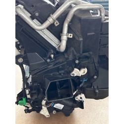 NAGRZEWNICA VW AUDI SKODA 5QH820005A ORYGINAŁ KPL