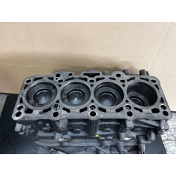 Blok silnika 03L021BJ 1.6 TDI Skoda VW Audi Seat