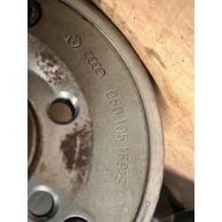 WAŁ KORBOWY 2.0 1.8 Turbo GOLF Audi A3 Seat LEON Skoda Octavia 06AF