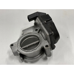 Przepustnica powietrza AUDI A8 D3 A8 D4, Q7 VW TOUAREG 4.2D 057128063D B E